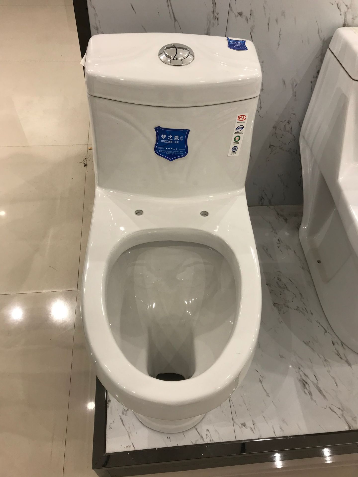 墙排马桶后排马桶电动坐便器抽水马桶欧兰奇直冲式坐便器详情1