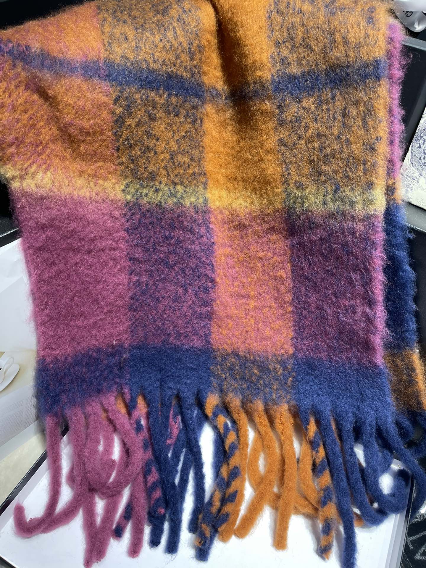 Cross-border scarf wholesale, e-commerce live streaming, supply chain, bristles, deep purple-red checkered thick whiskers pic 5