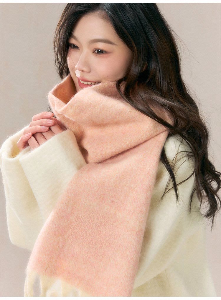 Wholesale of new vintage alpaca wool coarse beard scarves in stock for export, e-commerce live streaming supply chain pic 3