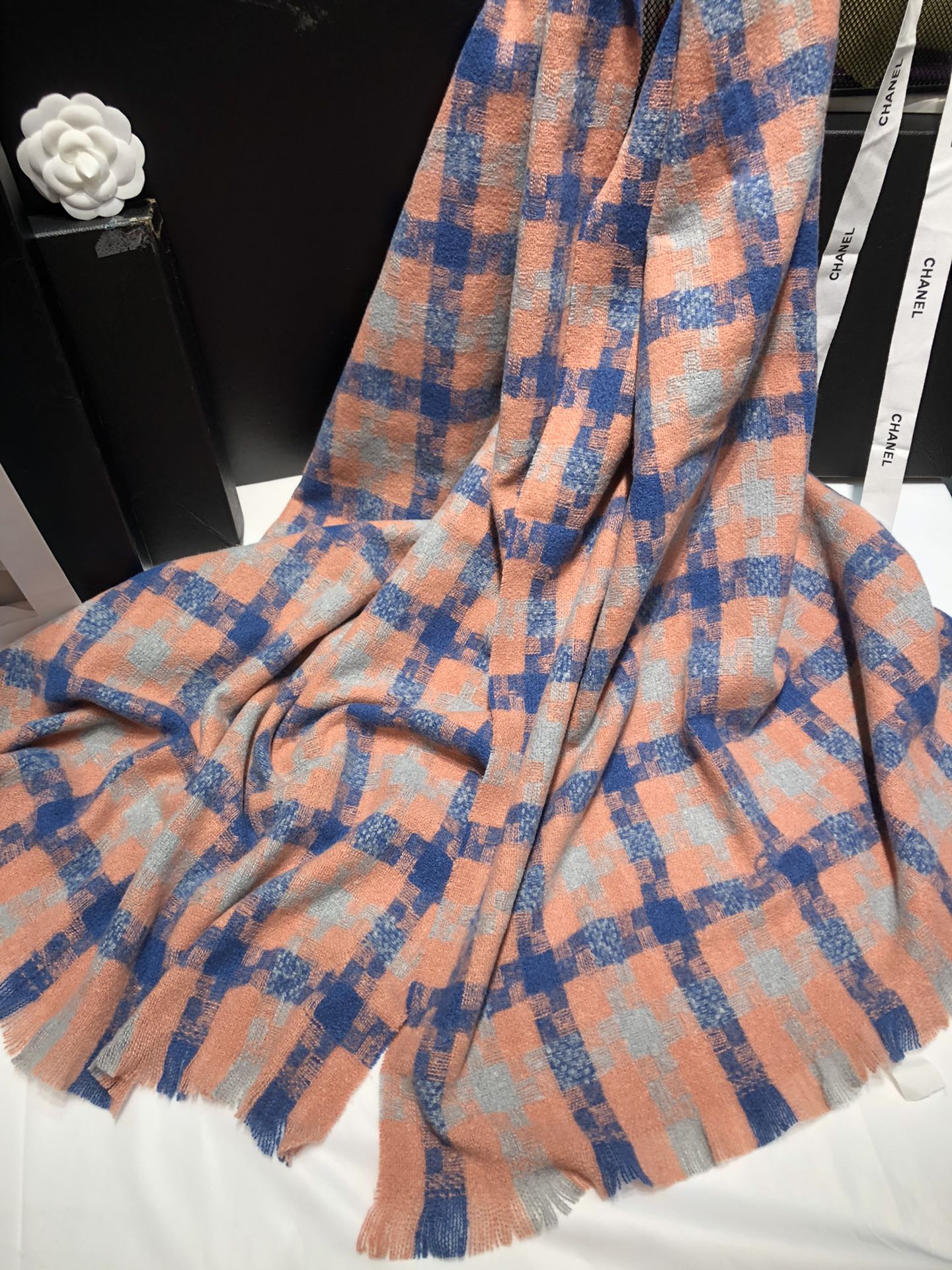 Cross-border scarf wholesale e-commerce live-streaming supply chain supply 40 woven windmill check scarves pic 3