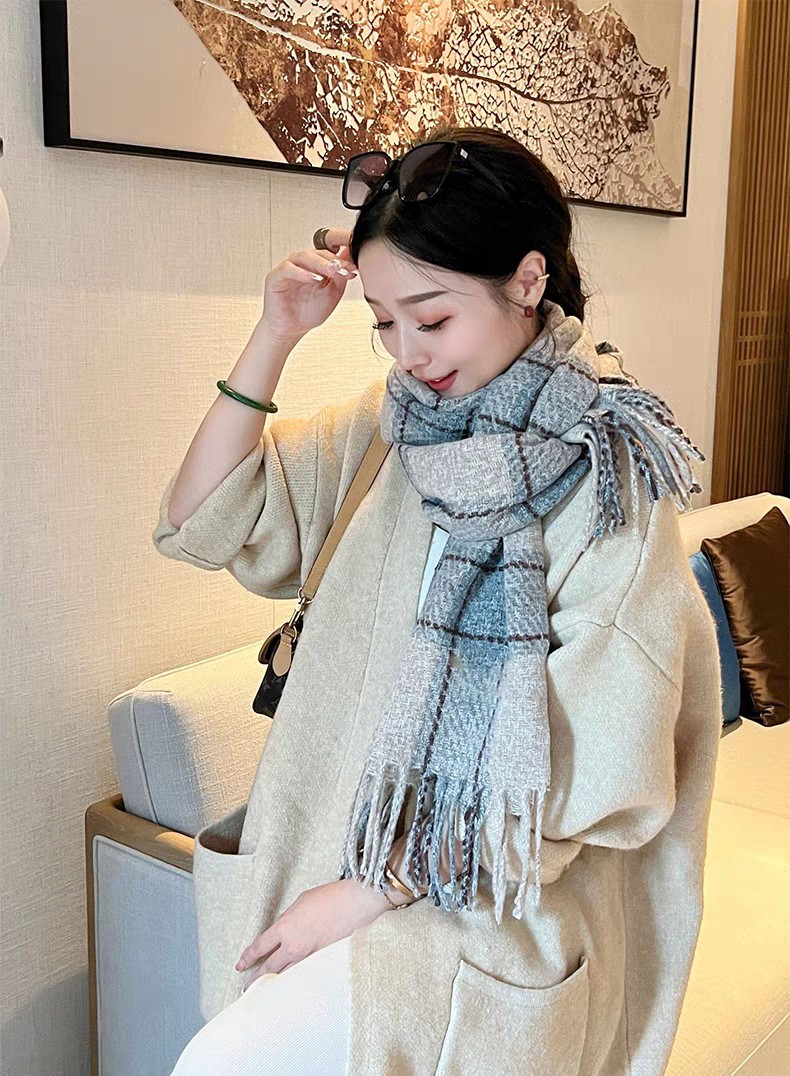 Wholesale e-commerce live-streaming supply chain for new cross-border export square twill cross-border scarves pic 7