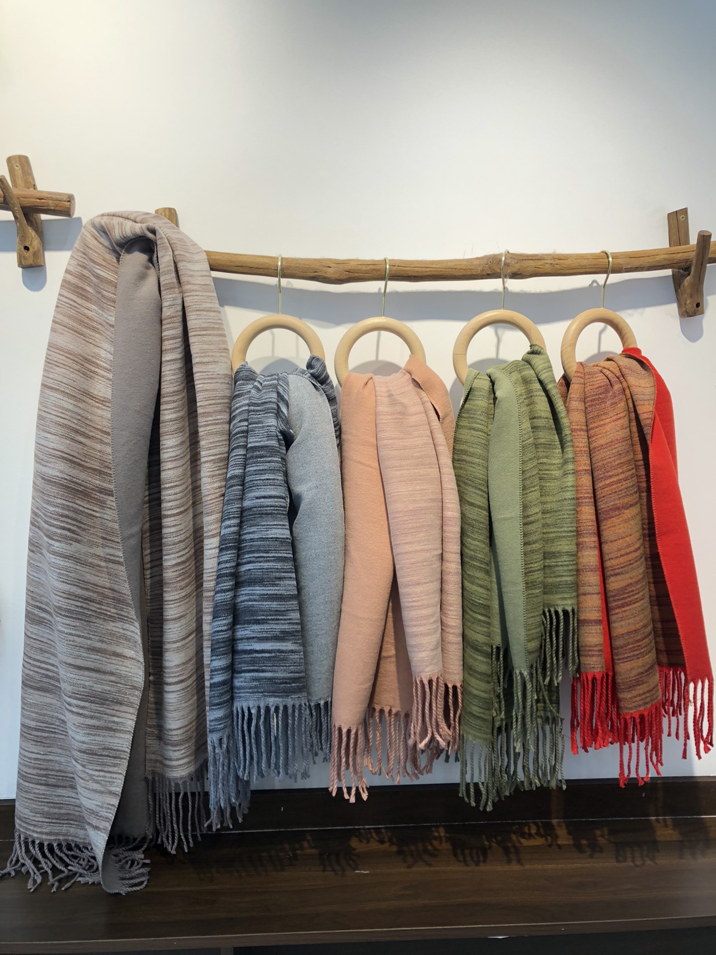 Cross-border scarf wholesale, e-commerce live streaming, new 25-bag core yarn double-sided series, satin dyed double-sided pic 6