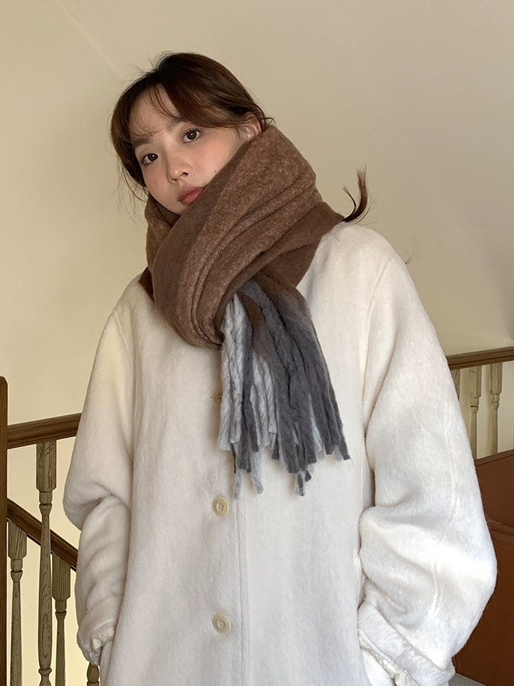 Cross-border scarf wholesale e-commerce live-streaming supply chain, cotton candy series left and right double-layered thick whiskers pic 4