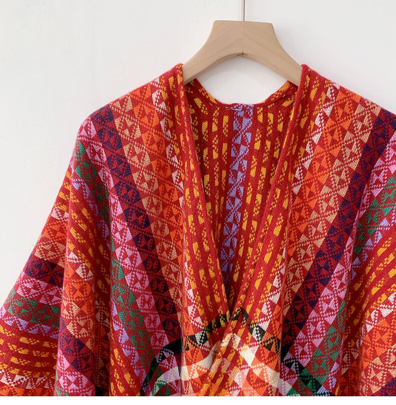 Wholesale of scarves, e-commerce live streaming, supply chain, new style shawls, ethnic style shawls pic 3