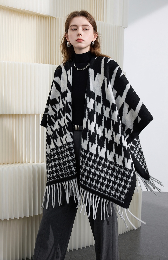 Cross-border scarf wholesale e-commerce live streaming supply chain, Thousand Bird pattern imitation cashmere split shawls pic 6