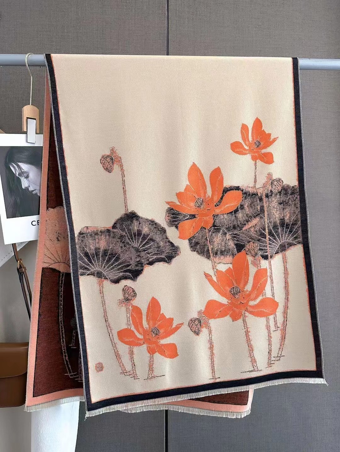 Cross-border scarf wholesale e-commerce live streaming supply chain 27 premium high-speed jacquard series lotus flower in stock pic 2