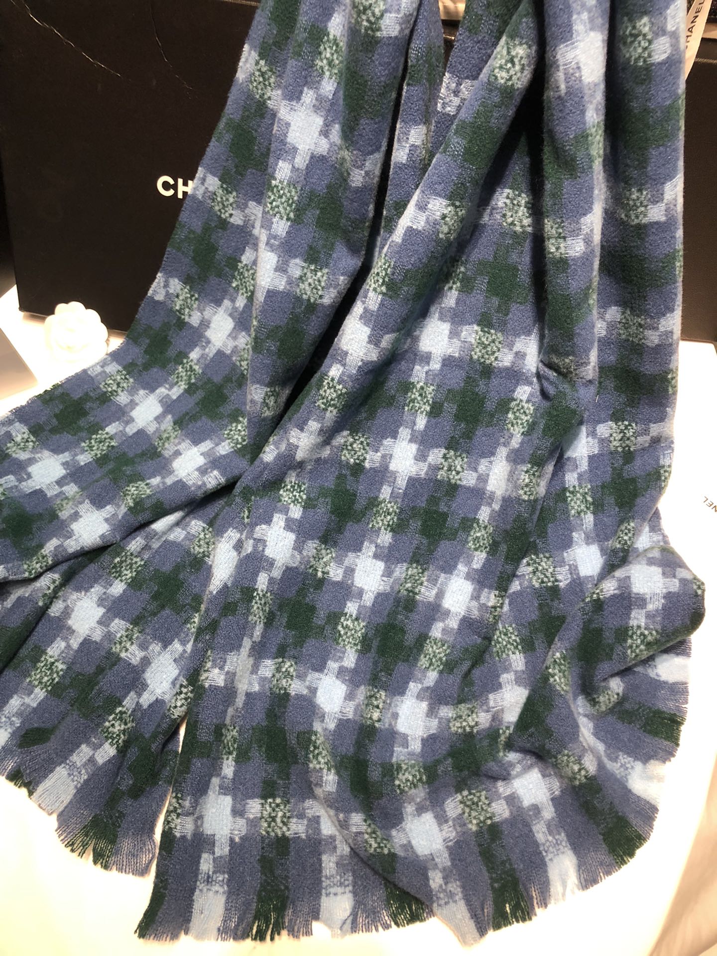 Cross-border scarf wholesale e-commerce live-streaming supply chain supply 40 woven windmill check scarves pic 2