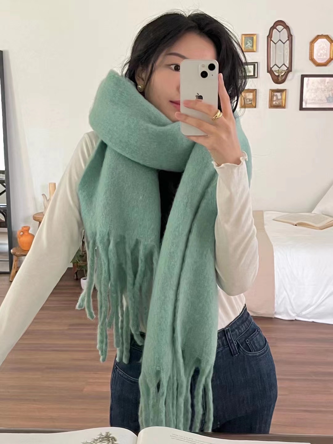 Cross-border scarf wholesale e-commerce live-streaming supply chain, year-round availability, cash payment, single-color thick whiskers pic 2