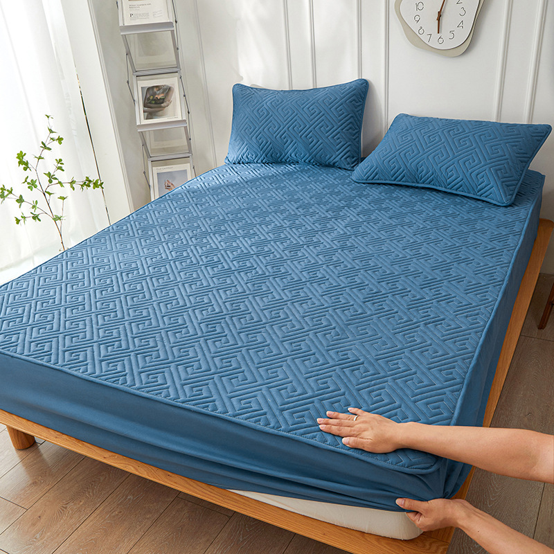 New cotton-padded thickened bed cover, home cotton-padded thickened Simmons mattress protective cover, dust-proof bed cover pic 5