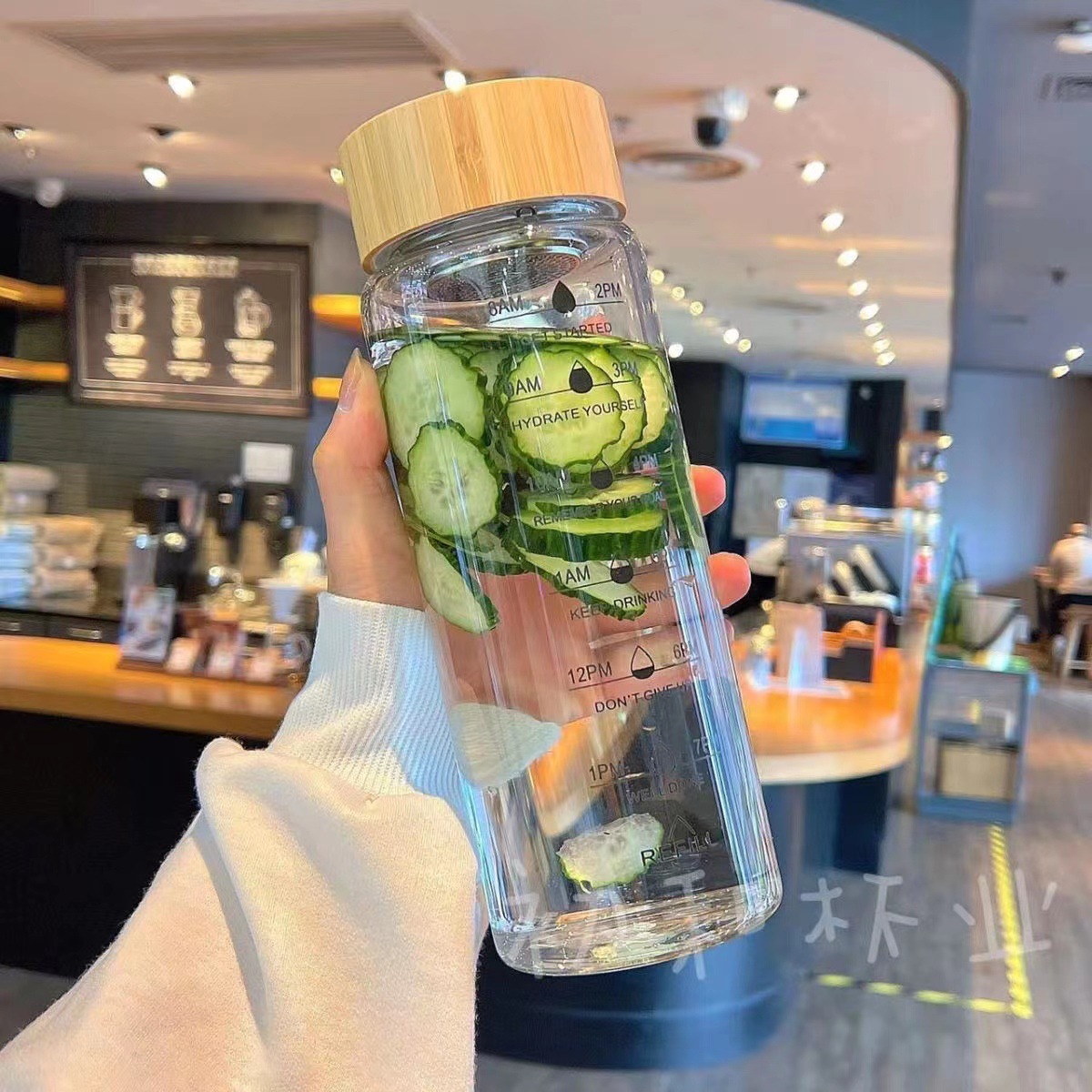 简约大容量玻璃杯高硼硅竹盖随行杯便携水杯高颜值花茶杯批发详情9