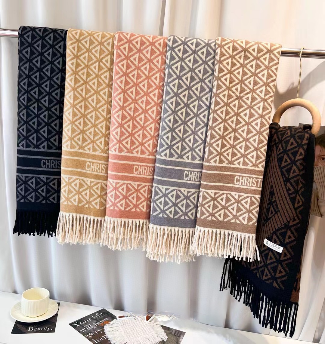 New in-stock cross-border scarves wholesale e-commerce live streaming supply chain core-spun yarn jacquard flying bird pic 7