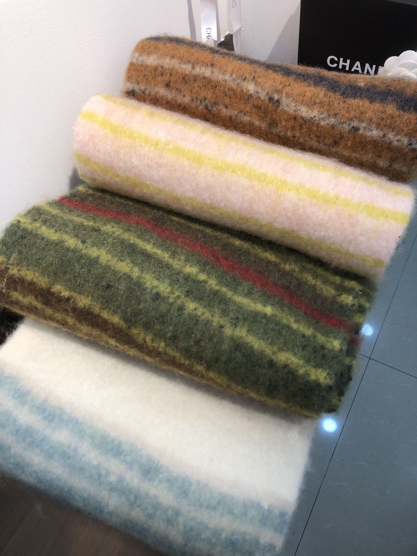 New in-stock cross-border export scarves wholesale e-commerce horizontal bar live supply chain supply pic 9
