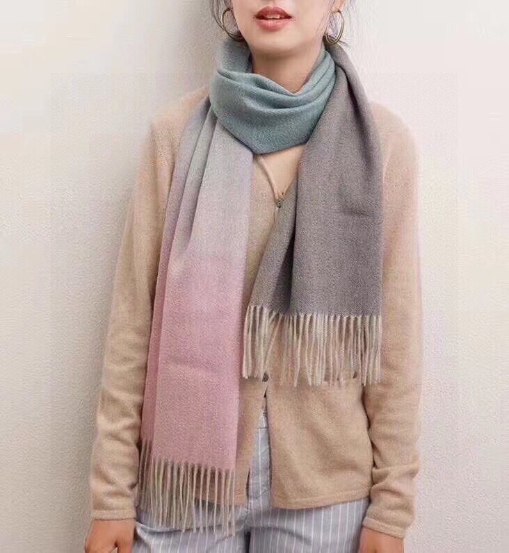 New in-stock cross-border scarves wholesale, e-commerce live streaming supply chain supply, three-color gradient color pic 5