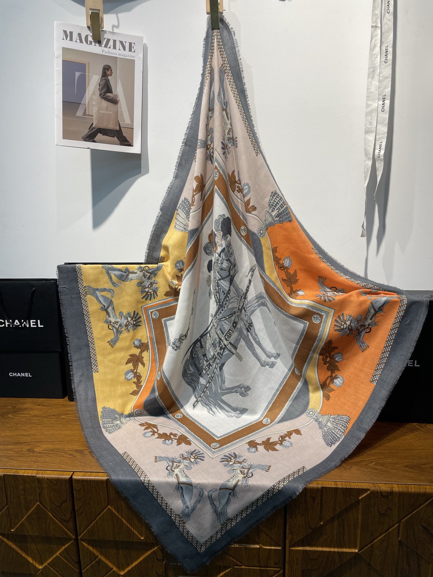 New cross-border export cash on delivery e-commerce live streaming fashionable classic velvet printed square towels supply chain pic 7