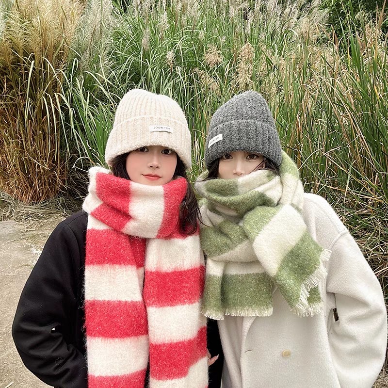 New in-stock cross-border scarf wholesale e-commerce live streaming supply chain AC loose beard two-color horizontal stripe extra-long scarf pic 1