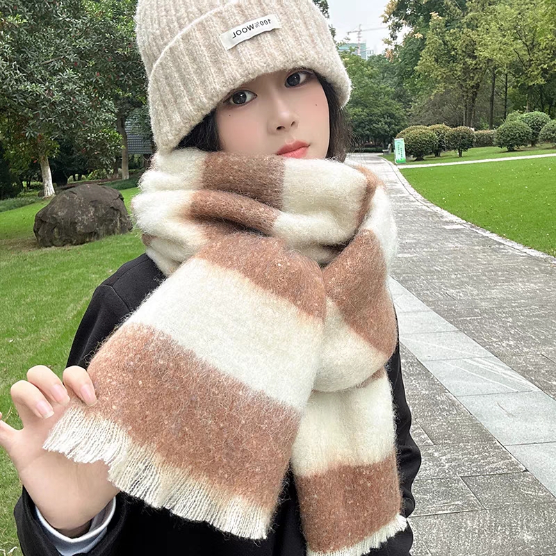 New in-stock cross-border scarf wholesale e-commerce live streaming supply chain AC loose beard two-color horizontal stripe extra-long scarf pic 9