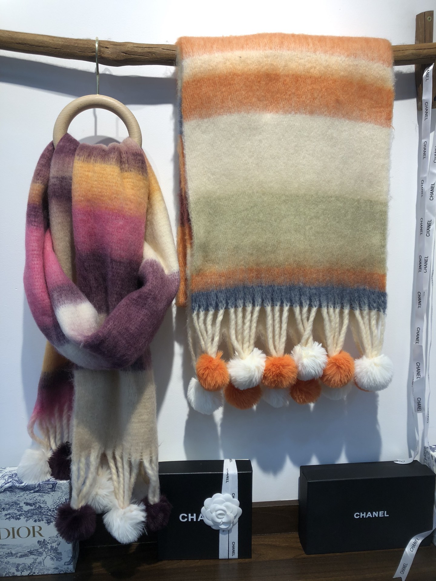 New in-stock cross-border scarves, hairball horizontal stripes, e-commerce live streaming supply chain pic 4