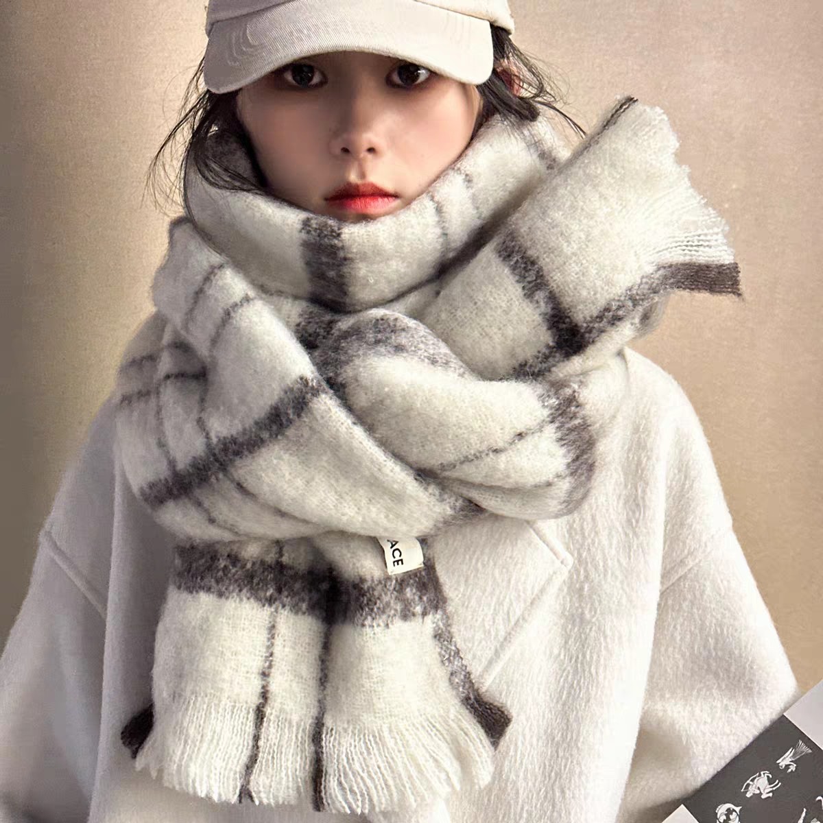 Cross-border scarf wholesale e-commerce network, loop gauze, checkered loose whisker, live-streaming supply chain pic 3