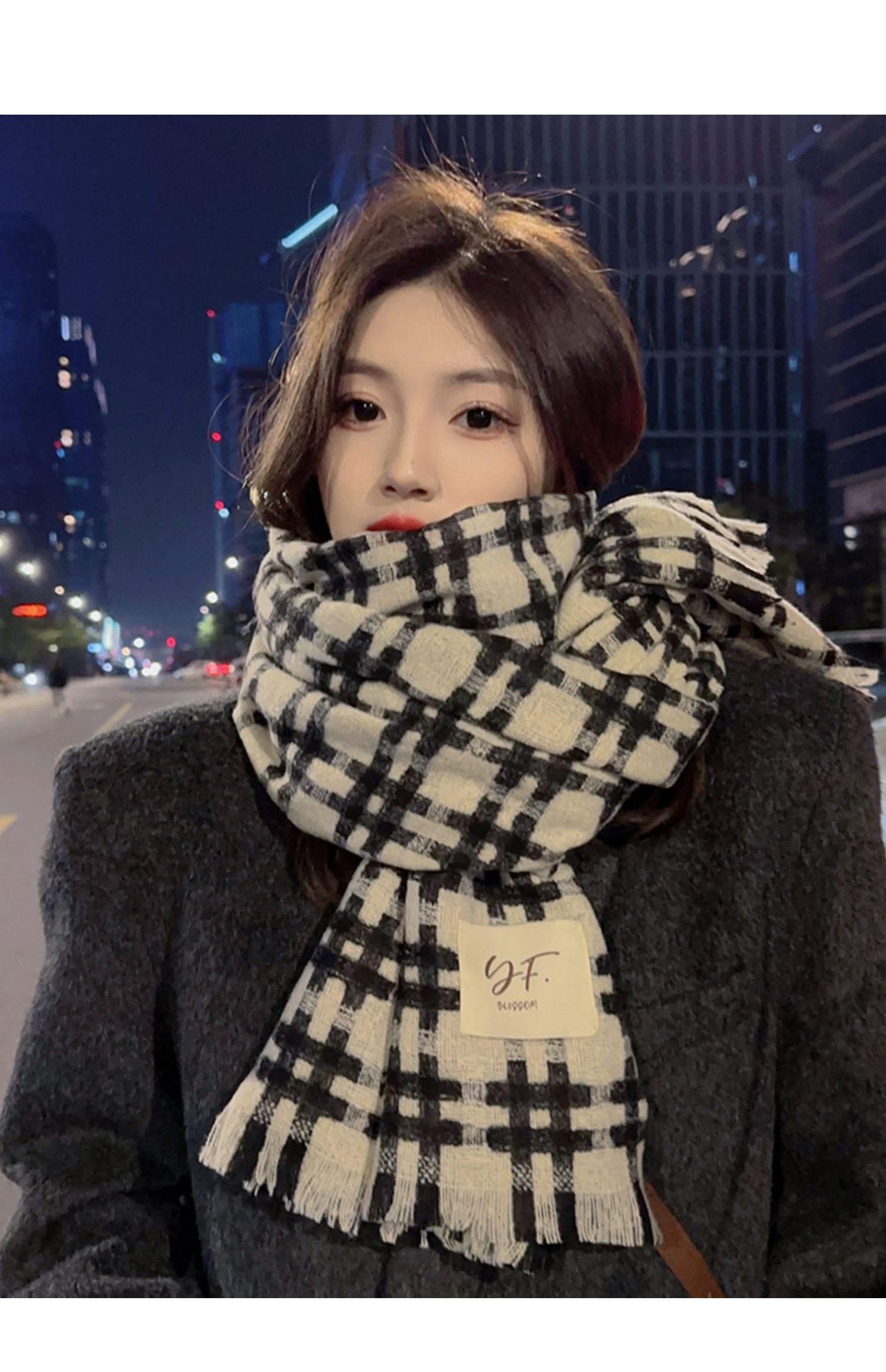 New cross-border scarves are available for live-streaming on e-commerce platforms, featuring a fashionable checkered pattern pic 2