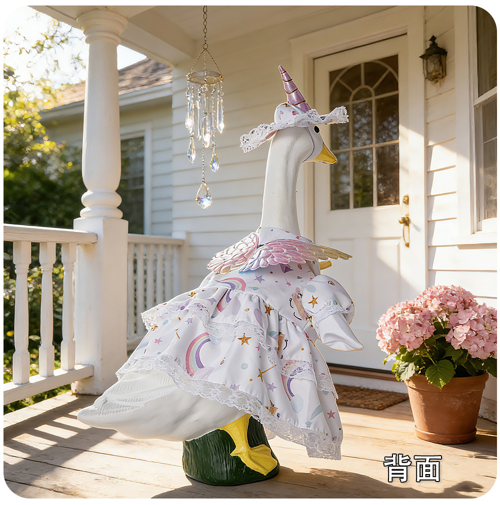 Wholesale of new cross-border 6-inch and 23-inch porch goose clothing, unicorn goose clothing sets and printed skirts pic 5