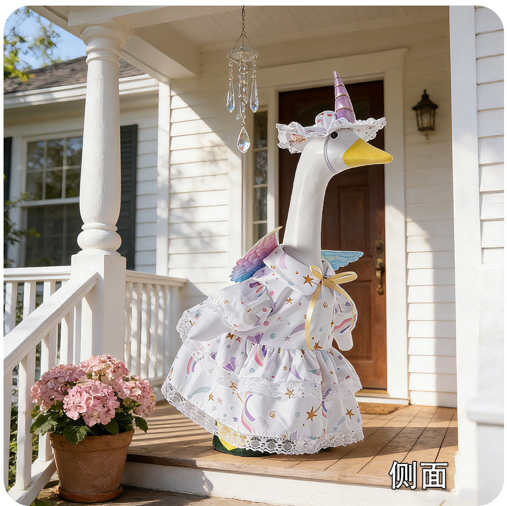 Wholesale of new cross-border 6-inch and 23-inch porch goose clothing, unicorn goose clothing sets and printed skirts pic 4