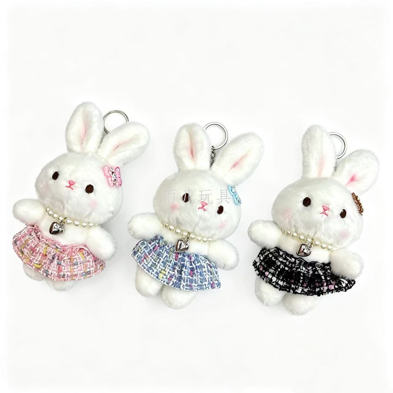 Small chanel-style short skirt, rabbit plush hanging pearl necklace, heart-shaped white rabbit keychain, claw machine doll gift wholesale pic 2