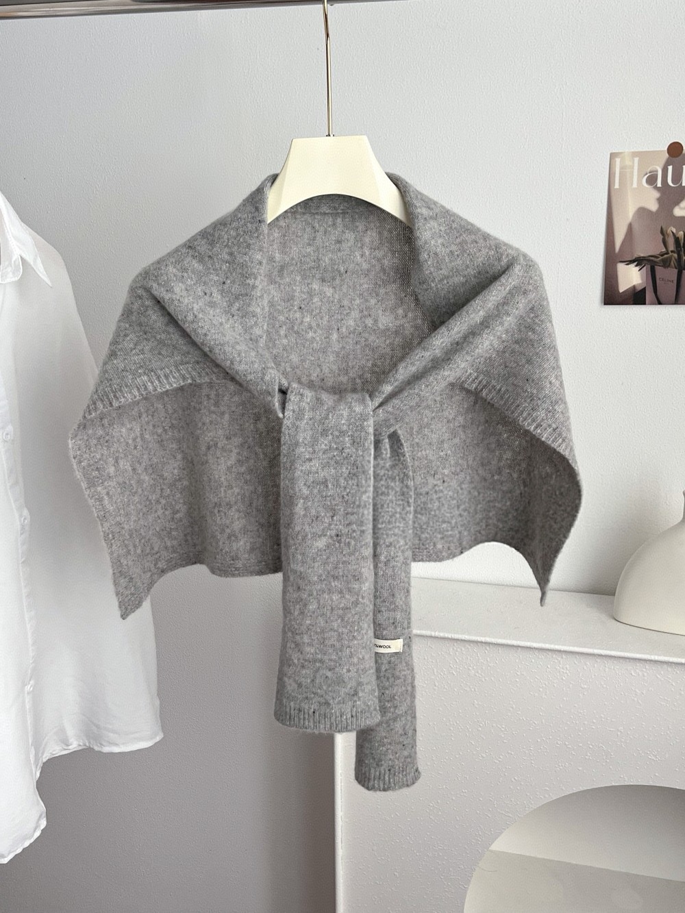 New cross-border e-commerce live-streaming 100% all-wool shawl from Australia, T-shaped top with knotted waistcoat, supply chain available pic 4