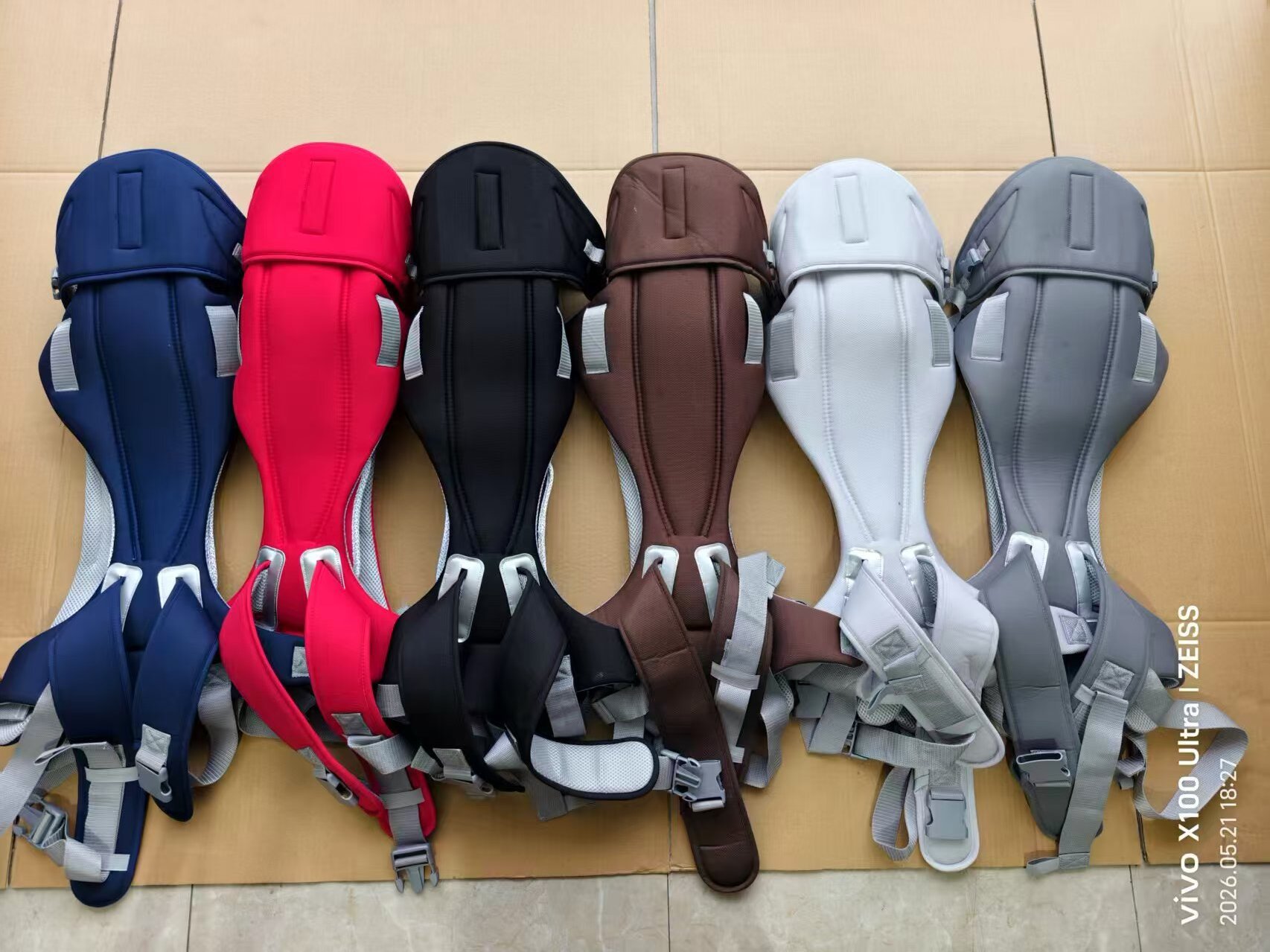 Cross border multi function baby strap Four Seasons respirable estilo simple doble hombro baby strap taburete de cintura de bebé pic 1