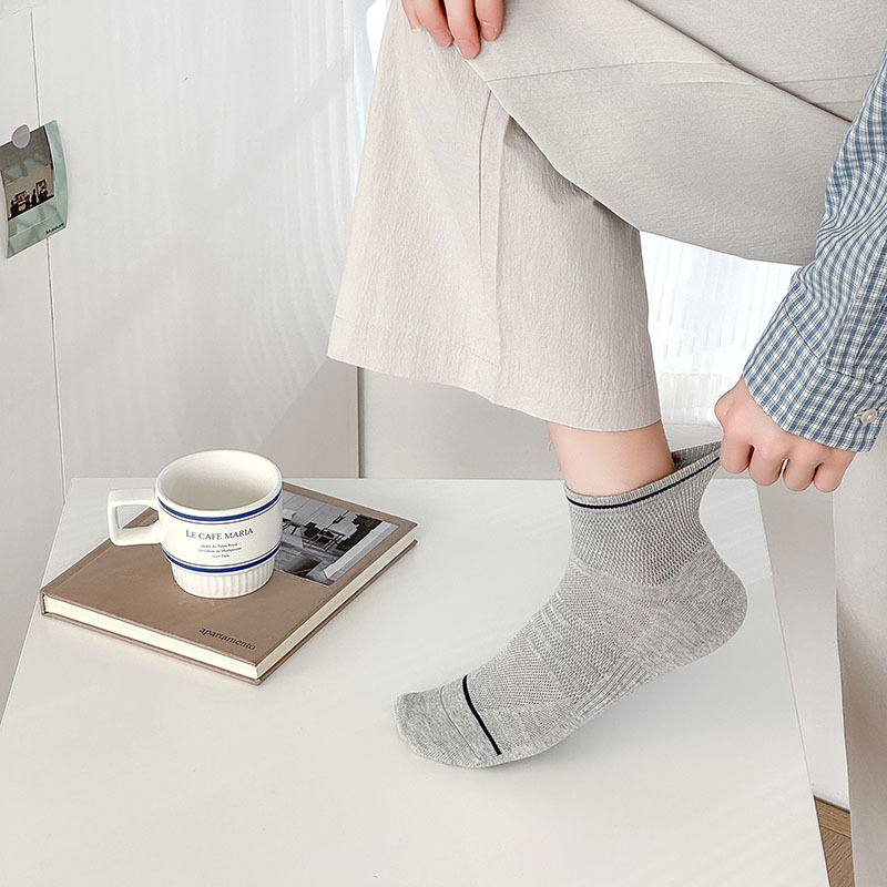 Spring/Summer 26 New Men's low-top shallow-mouthed short-leg sports socks, men's thin mesh breathable running and cycling socks