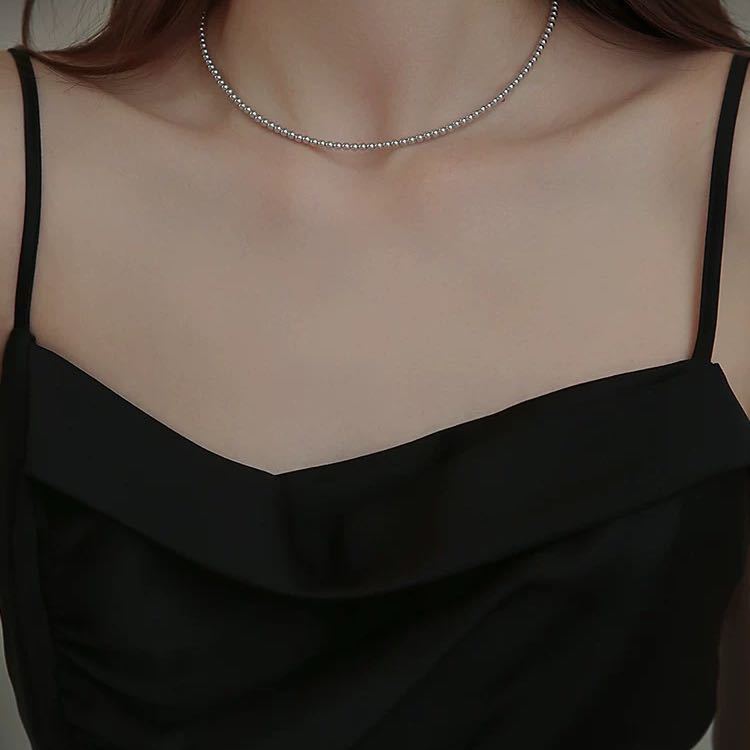 银饰/项链/珍珠/金色链子/梵克雅宝单花项链白底实物图