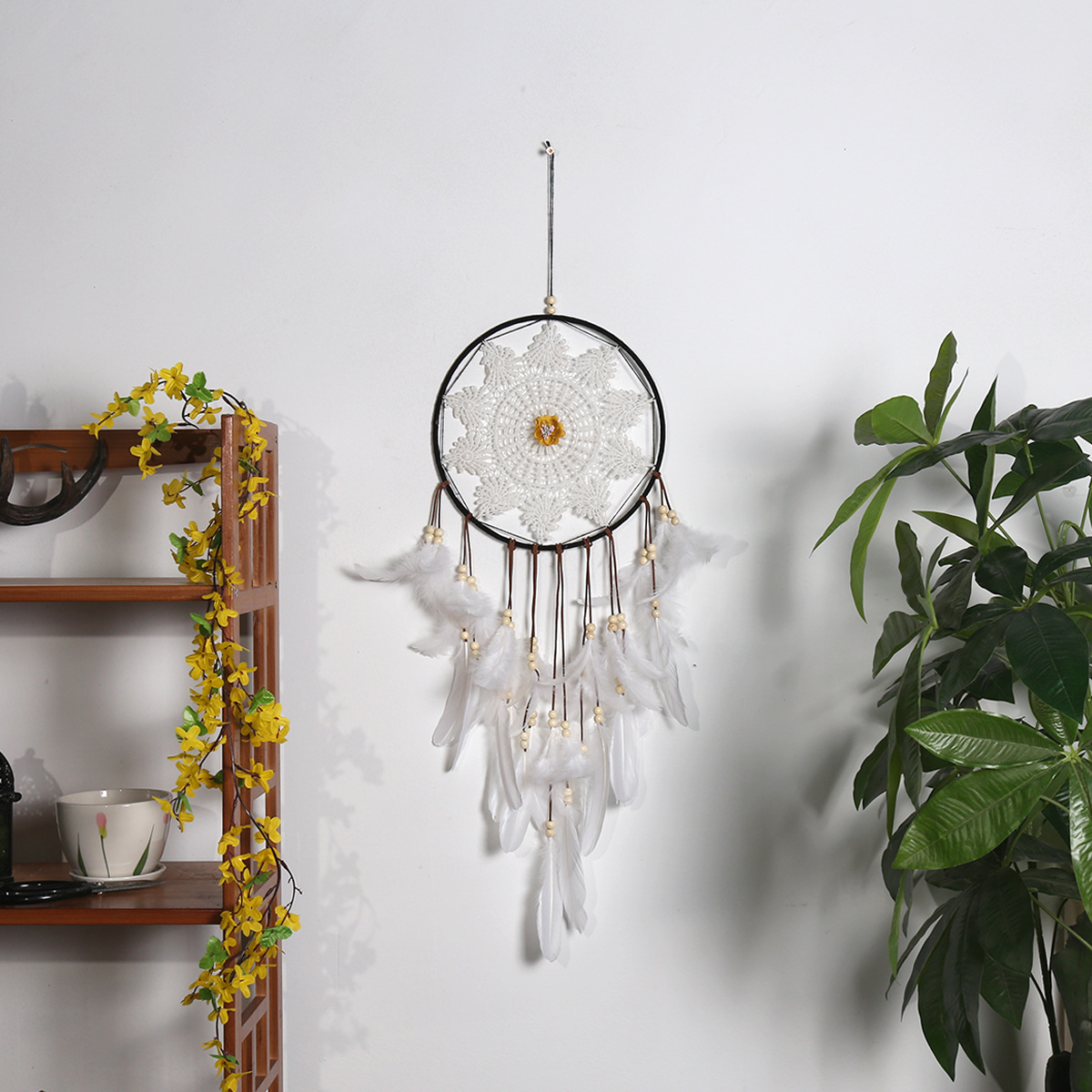 Ins-style wall hanging and decoration dreamcatcher, Nordic feather dreamcatcher, home decoration wall hanging and decoration dreamcatcher Item Picture