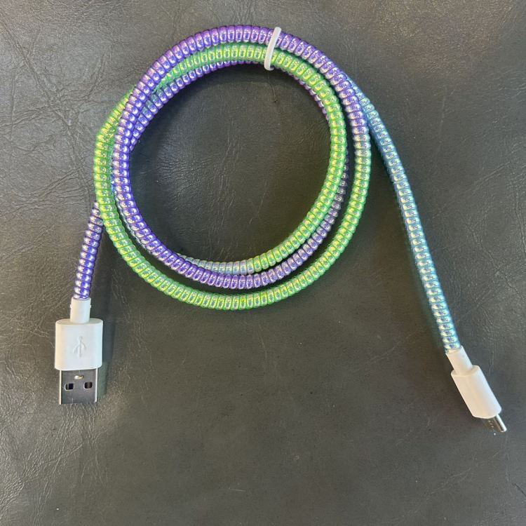 Creative transparent cartoon bite-bite data cable protection case for Apple, Huawei, OPPO and vivo Application Scenario