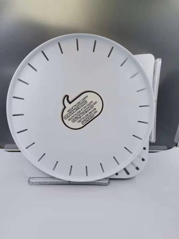 Kitchen and bathroom rotating storage rack, portable storage rack, adsorption 360-degree organizing rack, disc, no need for drilling, simple and elegant details Picture
