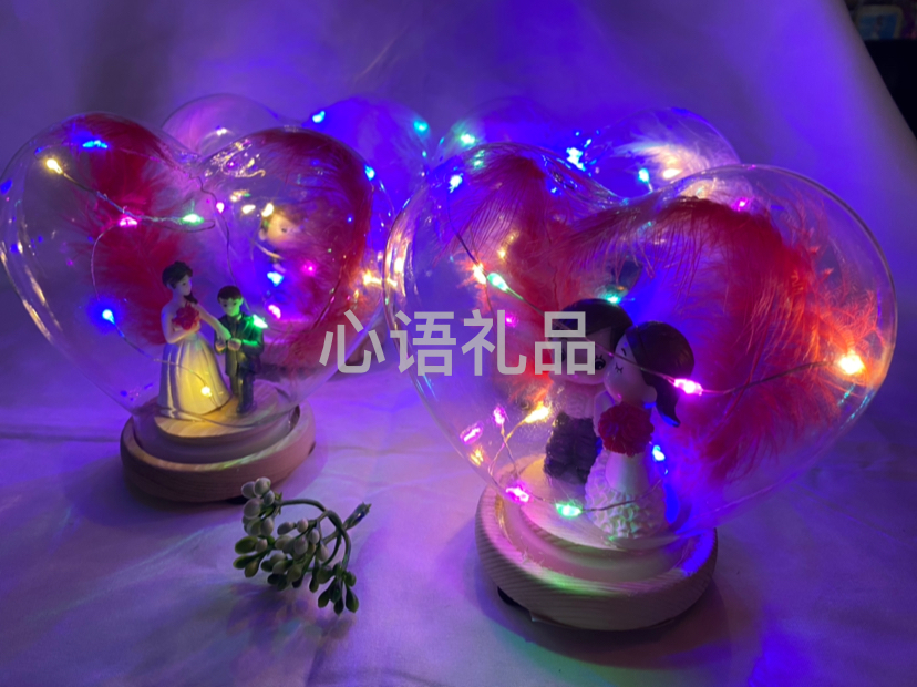 玻璃工艺品实物图
