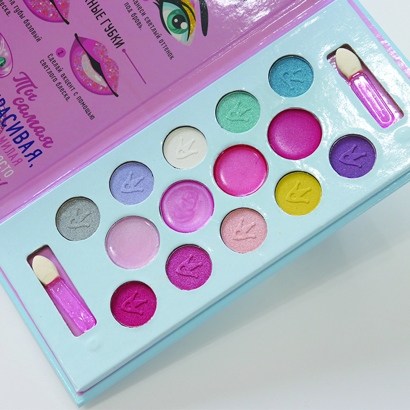 Small-batch customized OEM/ODM factory high-quality lip and eyeshadow palette, built-in eyeshadow brush, powder-based formula safe and non-irritating