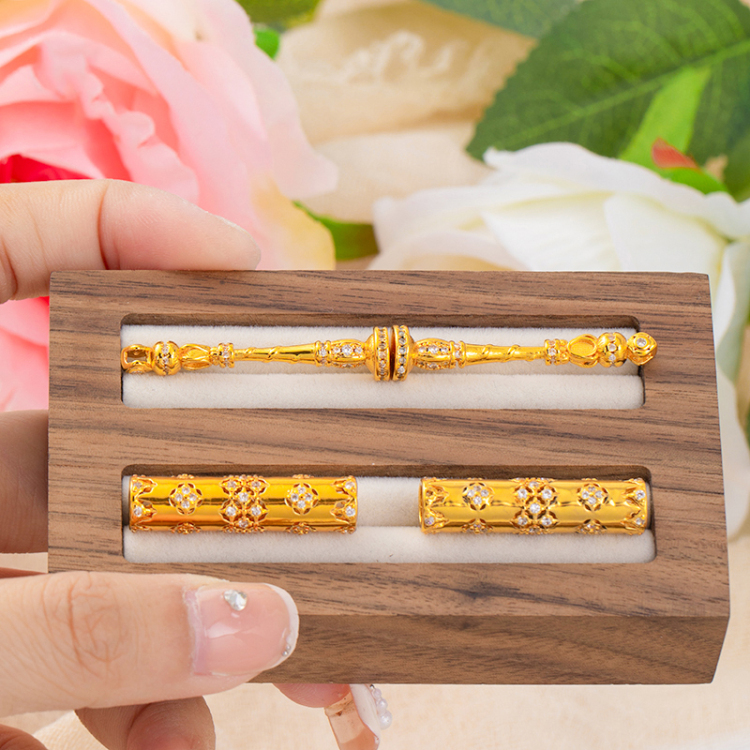 小众设计高级感水冰月魔法棒吊坠精致轻奢风镶钻仙女棒送女友细节图