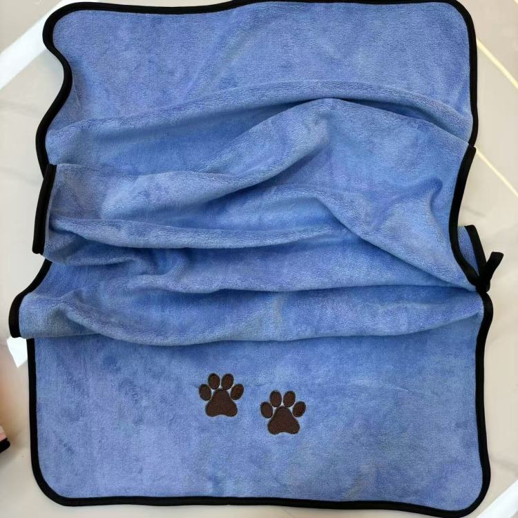 Pet embroidered bath towel 40*80cm, soft, absorbent and quick-drying towel, cat and dog bathing and grooming towel Application Scenario
