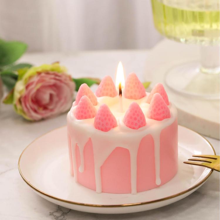 Pink strawberry cute scented candles, heartwarming birthday and graduation gifts, festival souvenirs, warm gifts for friends Item Picture