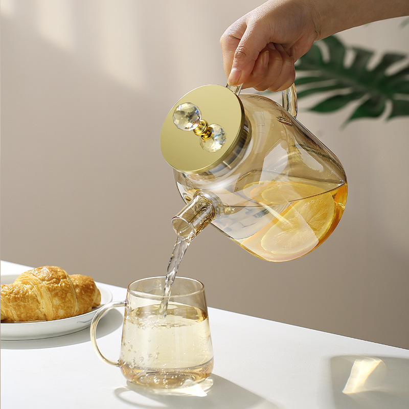 Glass cold water bottle, cool water bottle, high borosilicate glass large-capacity cold water cup, tied pot, amber gold light luxury bamboo lid pot details Picture