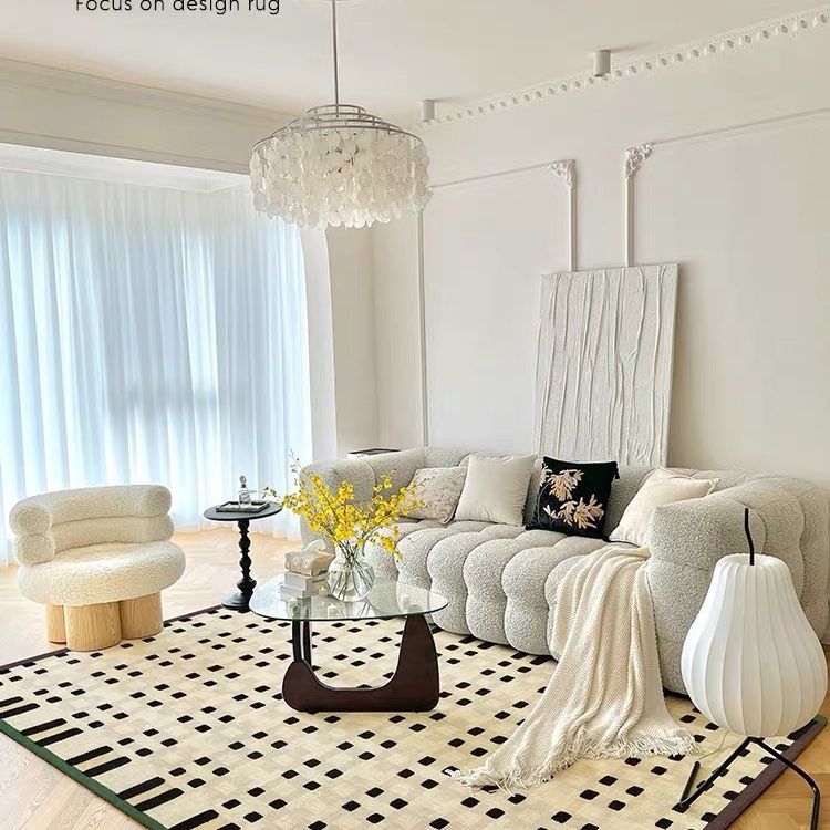 2024 New French faux cashmere living room carpet, vintage checkered, high-end and simple Nordic-style bedroom bedside carpet Specification image