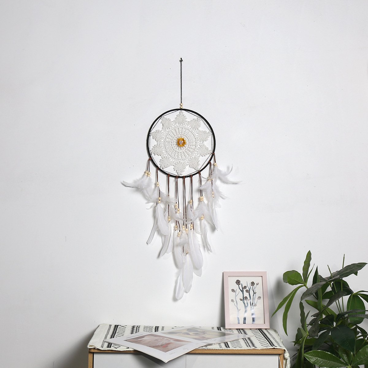 Ins-style wall hanging and decoration dreamcatcher, Nordic feather dreamcatcher, home decoration wall hanging and decoration dreamcatcher