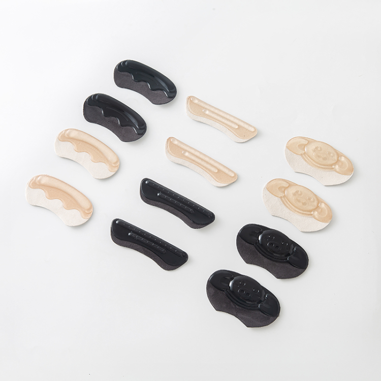 Silicone genuine leather back-fitting high heels, anti-friction foot stickers, large size modification, comfortable, washable, soft silicone paste, size adjustment, back-fitting Application Scenario