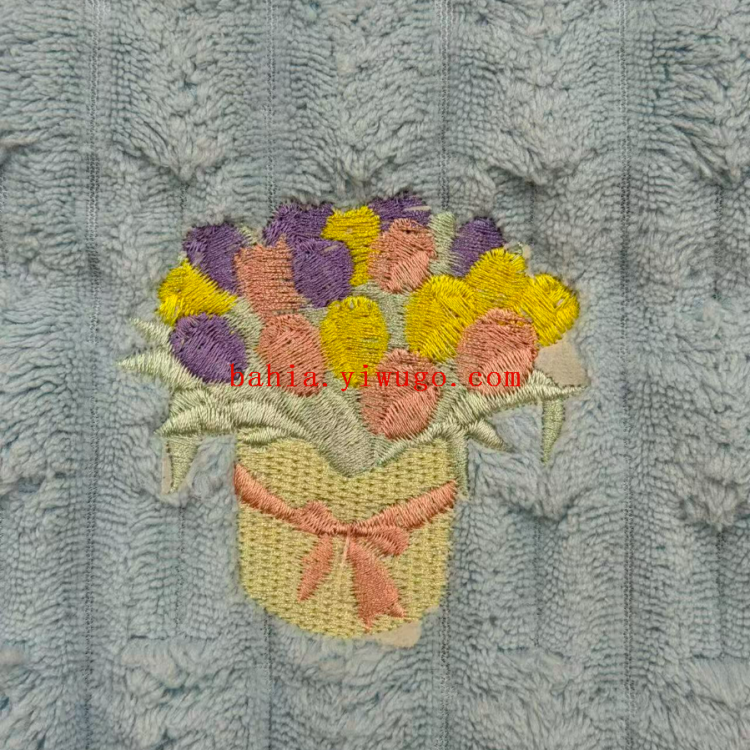 Embroidered bouquet towel, household kitchen absorbent and stain-removing cloth, plain lace cleaning towel promotion Application Scenario