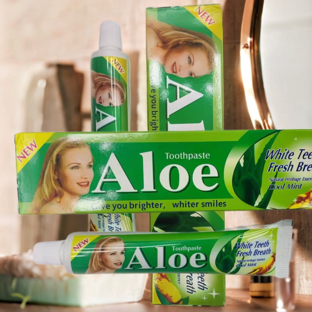 Customized (cross-border) export of English version aloe Vera White Ointment for freshening breath 100g toothpaste manufacturer wholesale full figure