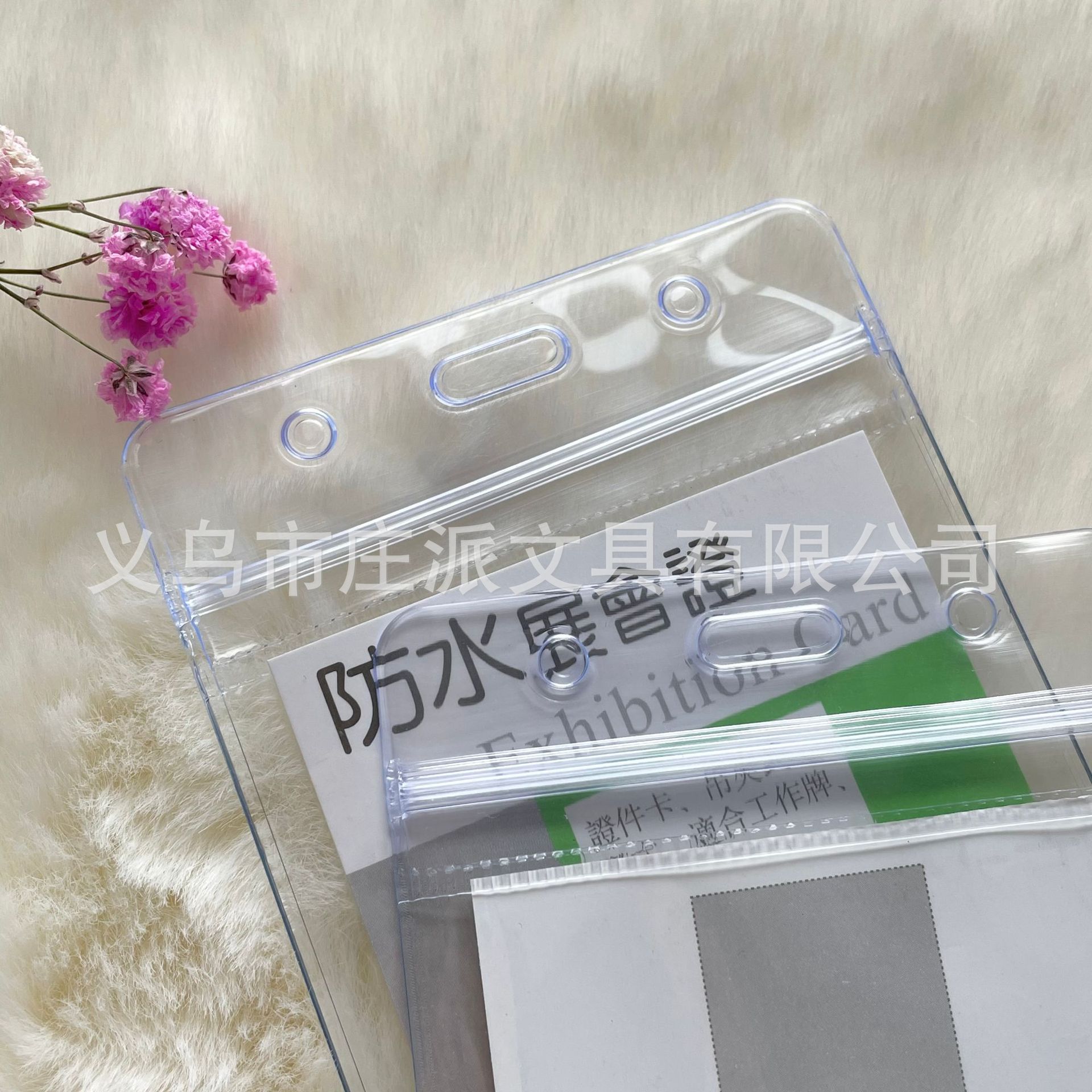Fabricante venta caliente transparente impermeable fundas pvc material nuevo fundas de especificaciones múltiples pasaportes documento foto fundas Specification image