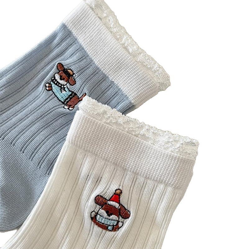 Boneless mesh mid-calf socks, black fungus edge embroidered little dog color-blocking pile socks, summer breathable and sweat-absorbing grey women's socks Application Scenario