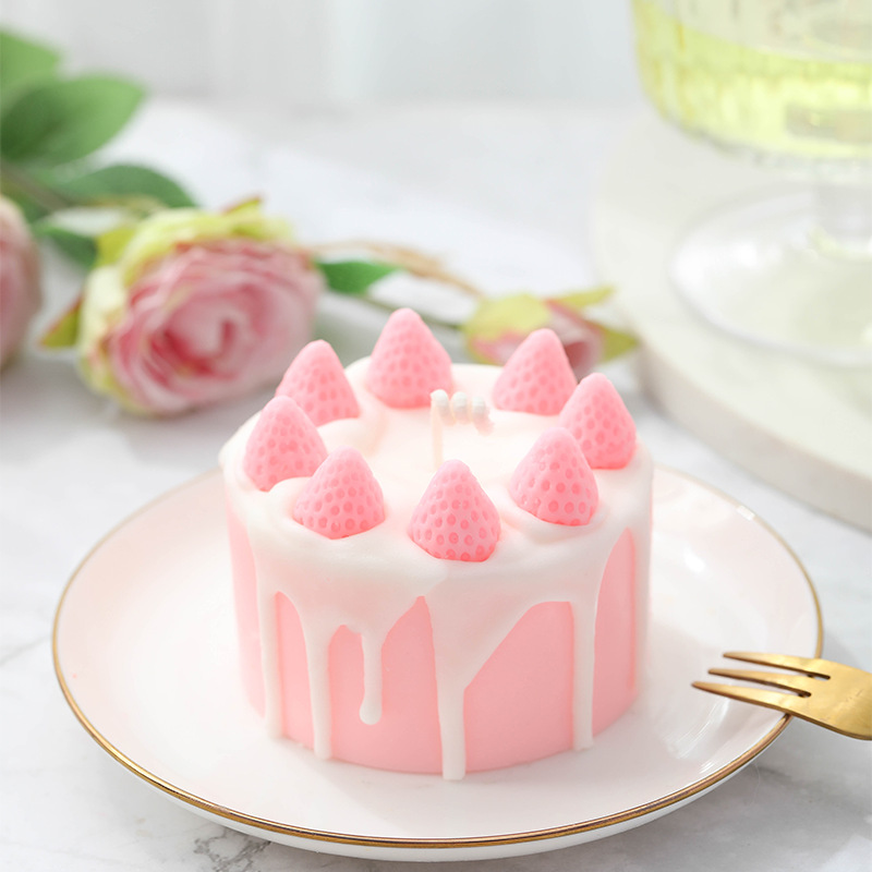 粉色草莓可爱香薰蜡烛暖心生日毕业礼物节日送伴手礼朋友温馨礼物