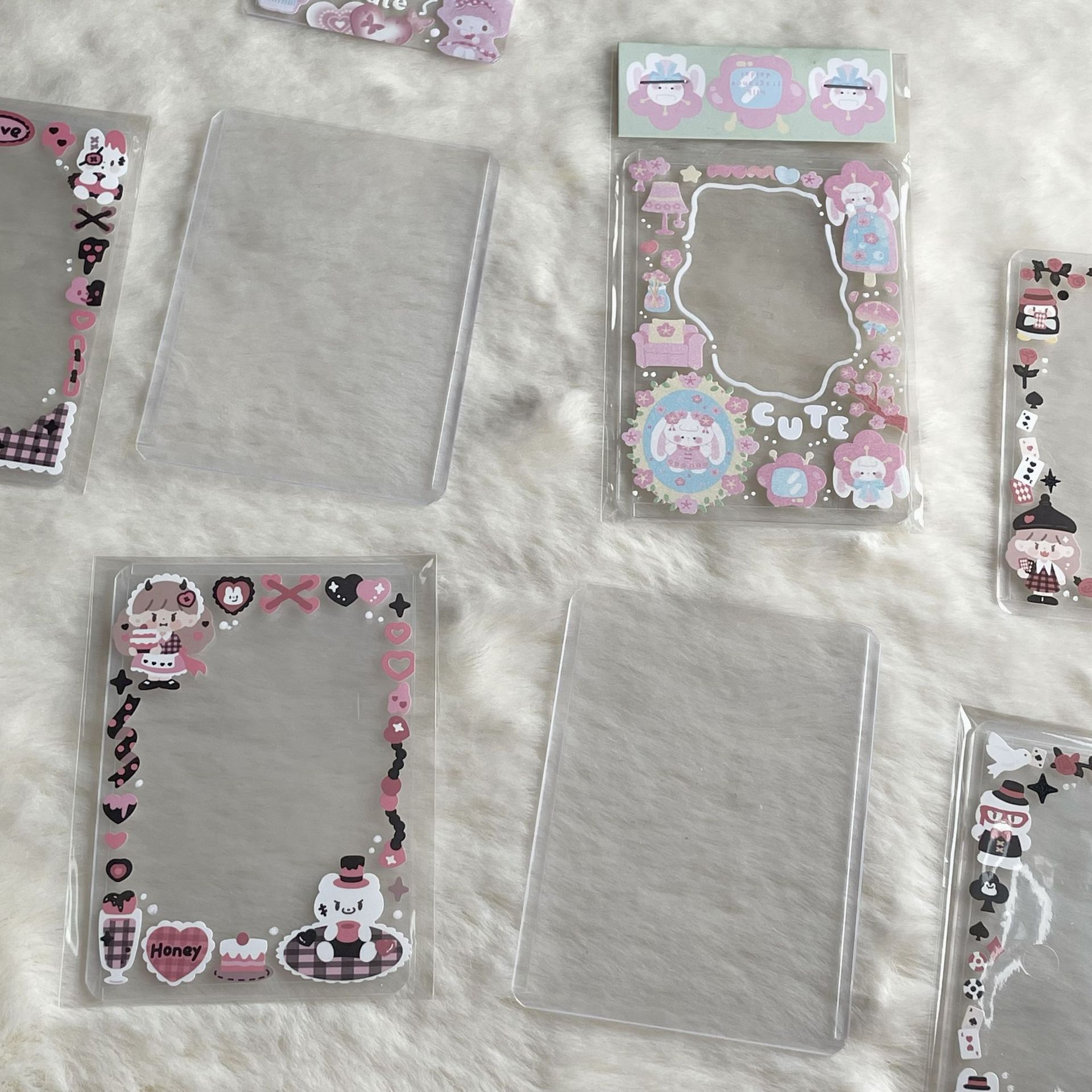 B8 thickened PVC transparent laminated card holder, 3-inch small card, Polaroid Koo card holder, My Little Pony sports star card hard card holder Specification image