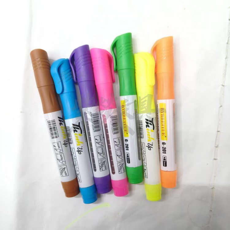 The color whiteboard pen can be replaceable with a core blade and 7-color dopamine, making it easy to write and erase Application Scenario