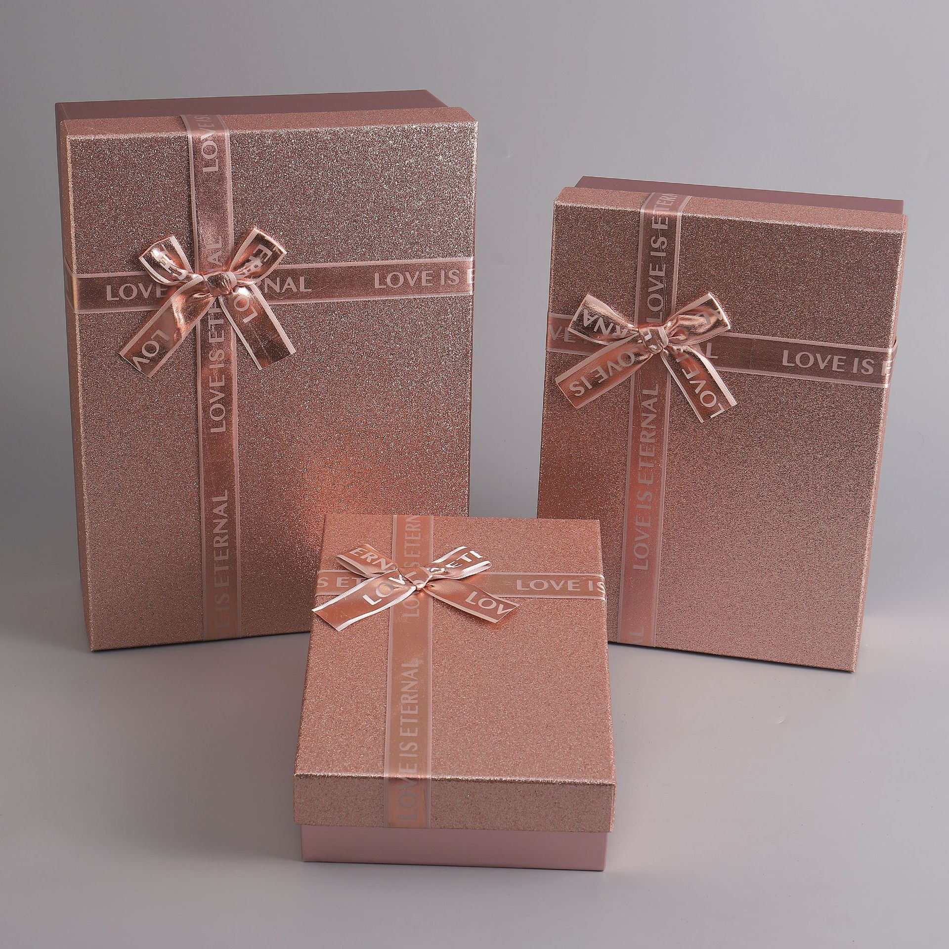 Large golden onion gift box, exquisite birthday present box, cross knot ribbon bow packaging box, whole piece wholesale Large golden onion gift box, exquisite birthday present box, cross knot ribbon bow packaging box, whole piece wholesale